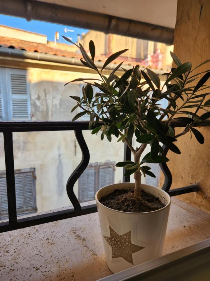 Le Beffroi De Gaston Climatise Lejlighed Aix-en-Provence Eksteriør billede