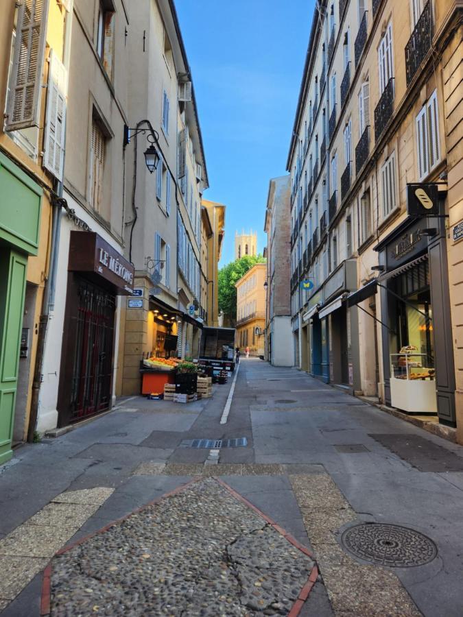 Le Beffroi De Gaston Climatise Lejlighed Aix-en-Provence Eksteriør billede